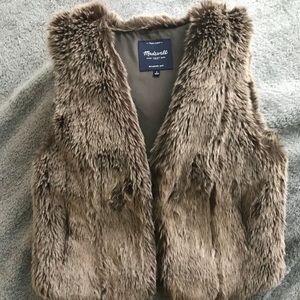 FINAL: Madewell Faux Fur Vest